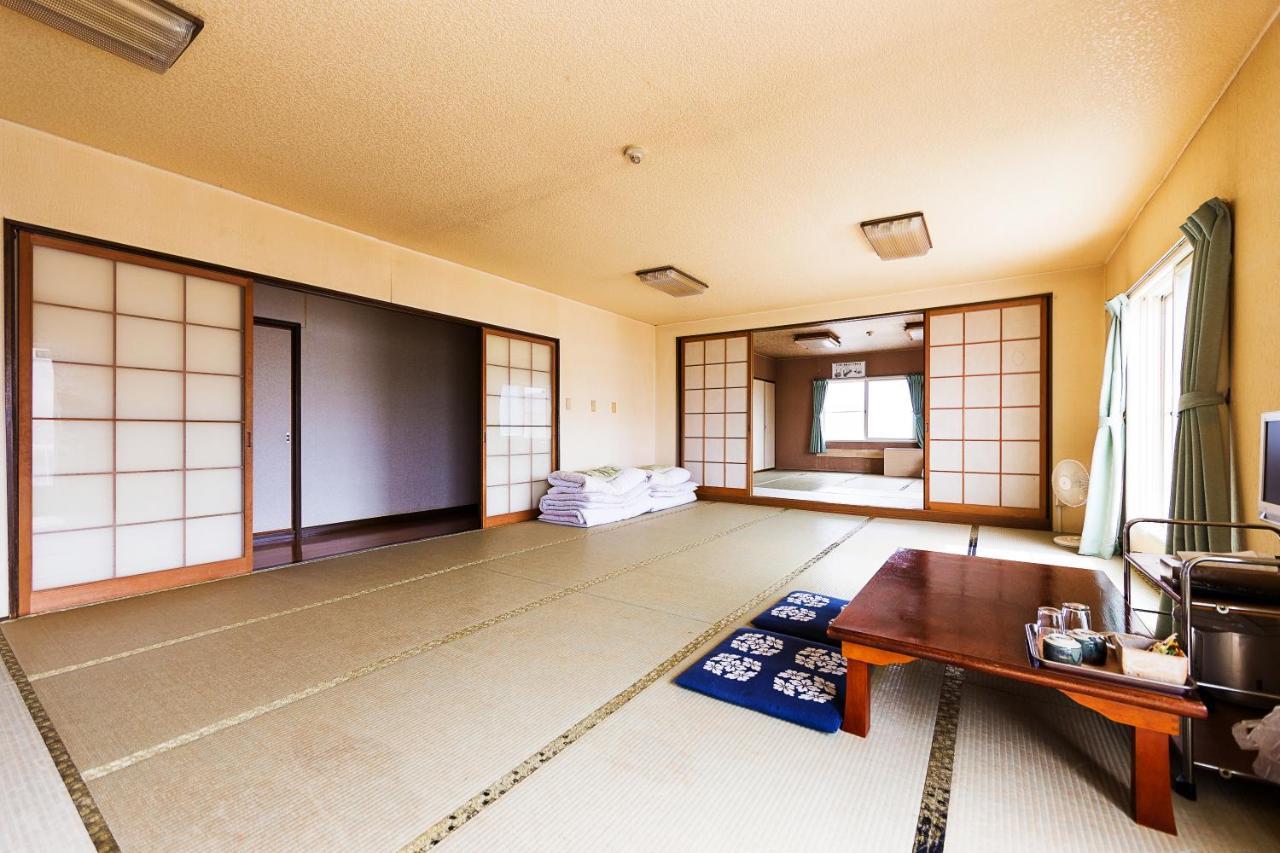Minshuku Nihonkai Hotel Ishikari Exterior photo